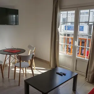 Old Town Reina Sofia 2 Apartment