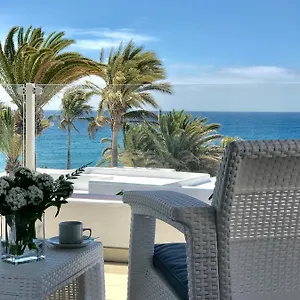 Seaview Apartment
